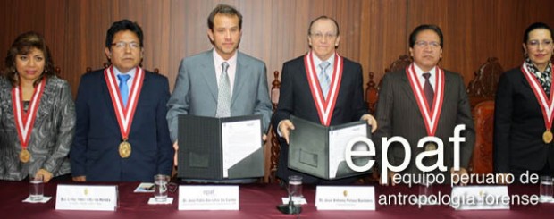 EPAF y Ministerio Público unen esfuerzos por los desaparecidos Firmaron Convenio de Cooperación Interinstitucional El Equipo Peruano de Antropología Forense EPAF, y el Ministerio Público firmaron un convenio de cooperación interinstitucional, que permitirá unir esfuerzos en la investigación antropológico...